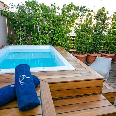 Beautiful Penthouse In Athens With Outside Jacuzzi Apartman Kültér fotó
