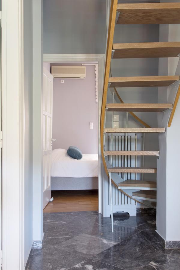 Beautiful Penthouse In Athens With Outside Jacuzzi Apartman Kültér fotó