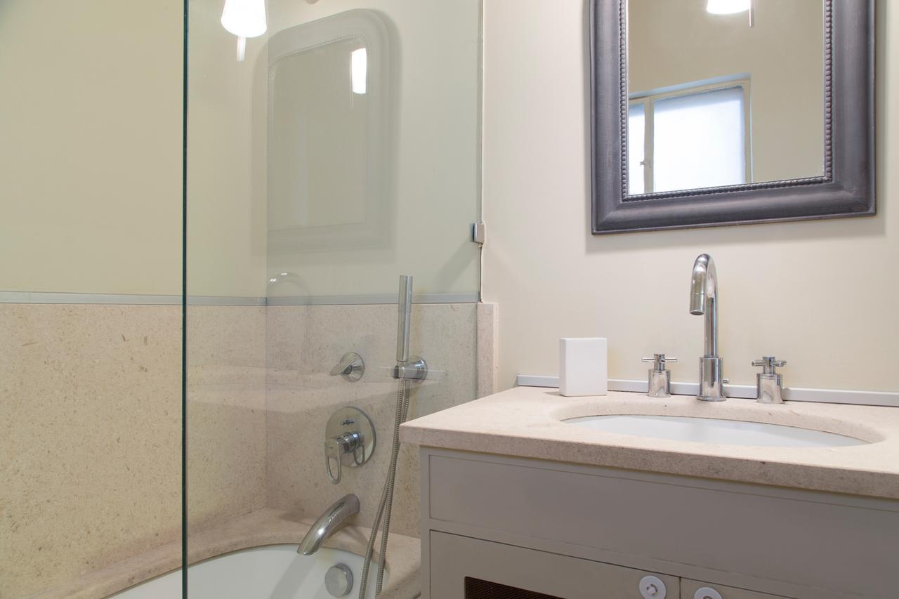 Beautiful Penthouse In Athens With Outside Jacuzzi Apartman Kültér fotó